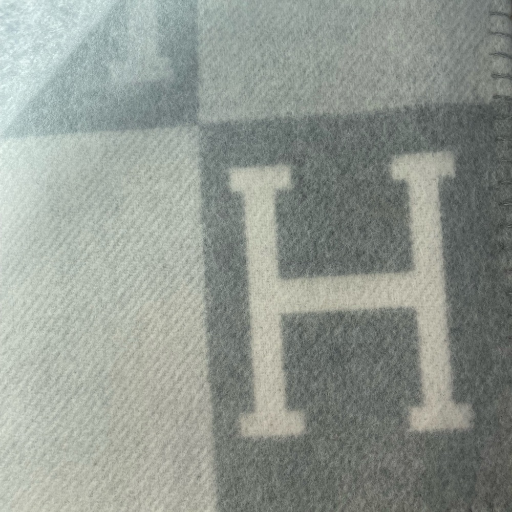 Avalon III Hermes Blanket w box - Picture 5 of 8
